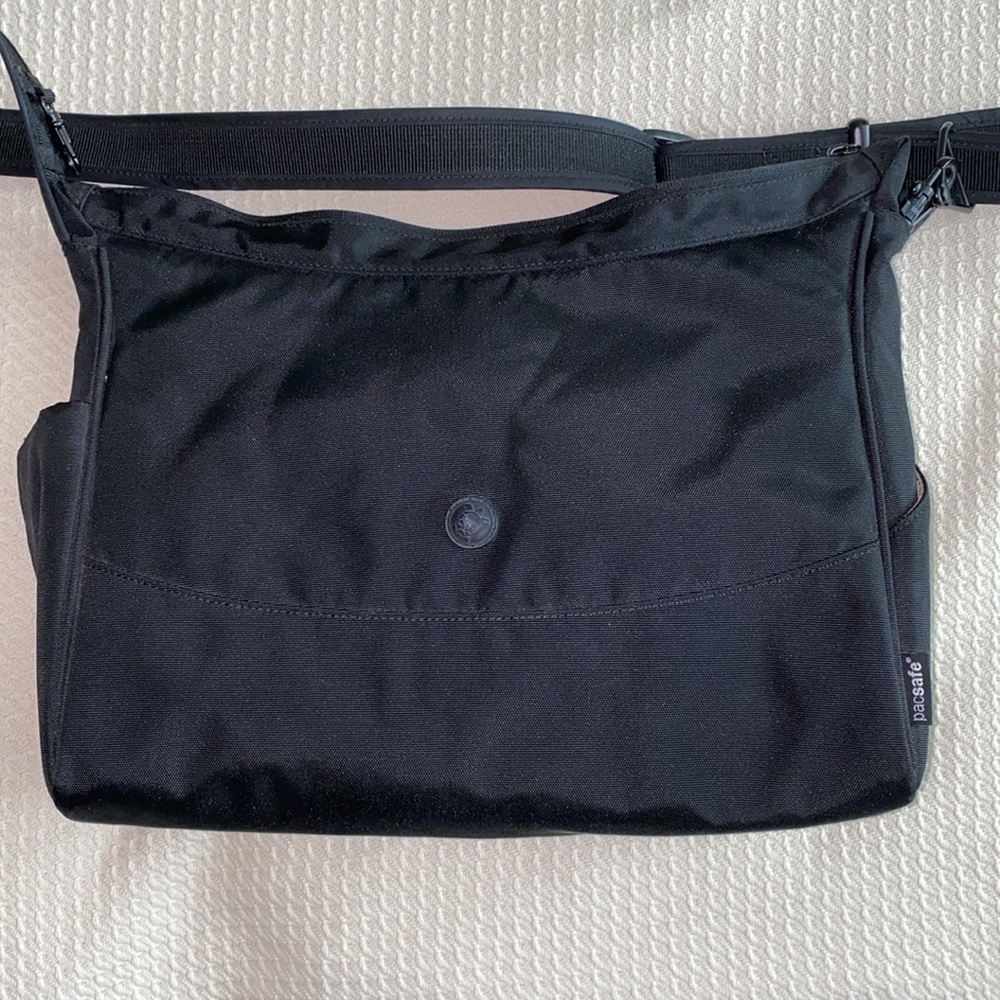 Pacsafe Travel Bag